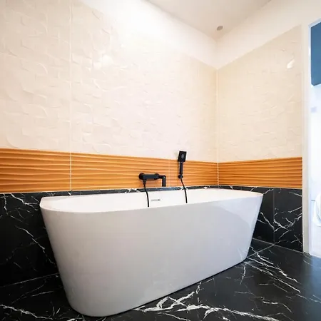 Nue - Centre - Gare Perrache * Lyon